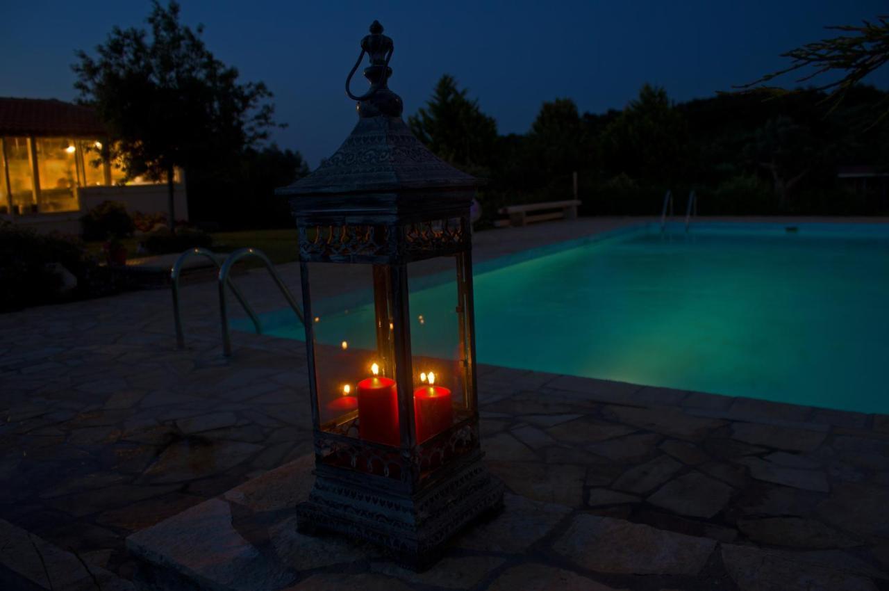 Brina'S Luxury Apartments Agioi Apostoloi  Luaran gambar