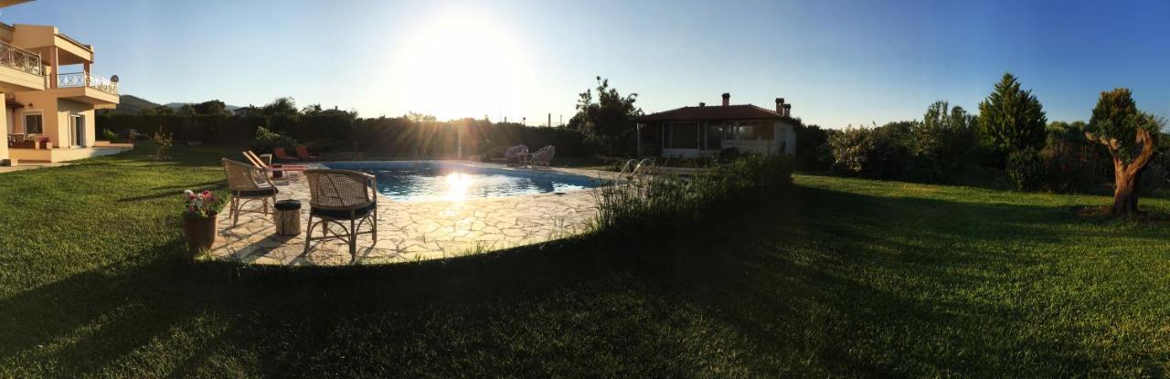 Brina'S Luxury Apartments Agioi Apostoloi  Luaran gambar