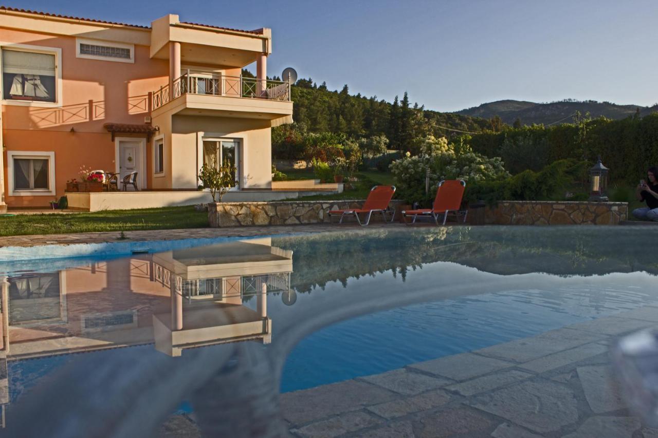 Brina'S Luxury Apartments Agioi Apostoloi  Luaran gambar